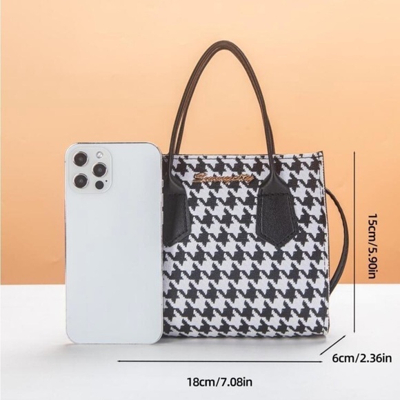 ⚠️Clearance Black And White Crossbody Hand Bag - Picture 4 of 4